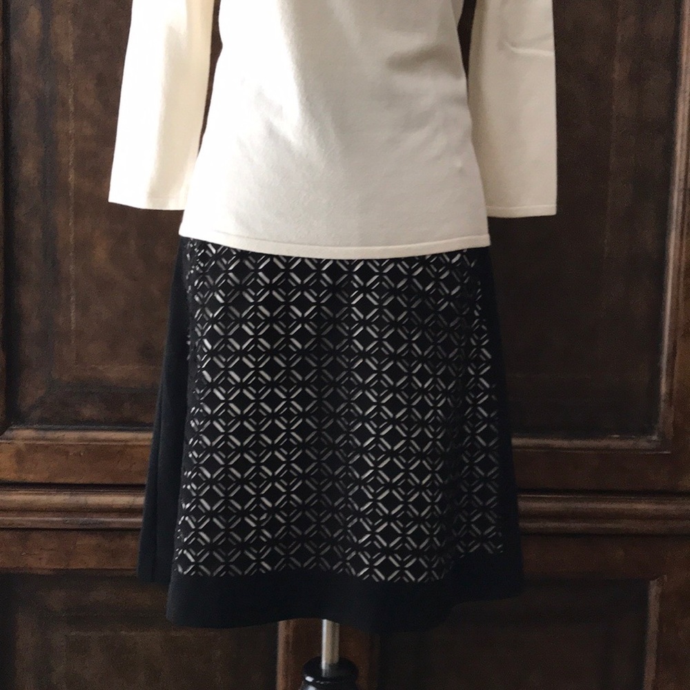 WHBM Laser Cut Skirt - Picture 2 of 8